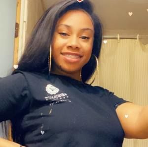 Meet your Posher, Jo'neè